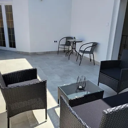 아파트 Oktogon Rooftop Terrace 부다페스트